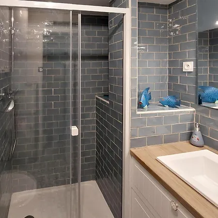 Awesome Studio In With House Sea View Apartment