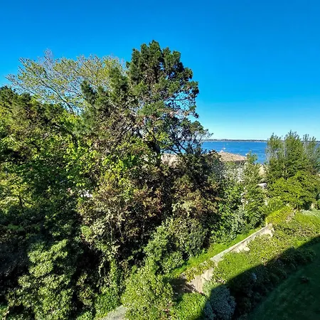 Awesome Studio In With House Sea View Apartment